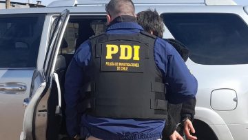 9677D319-2014-482E-81E3-AE37B76F6995